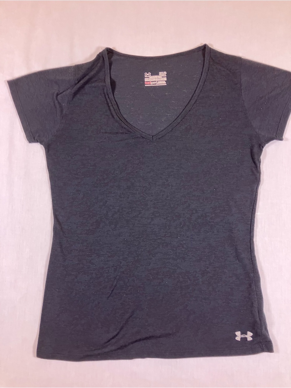 Under Armour Women's Dark Gray V-Neck Short Sleeve Tee